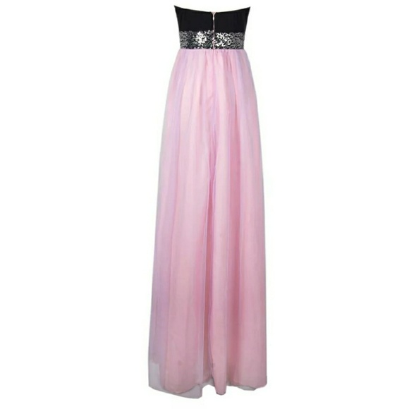 SEXY, BACKLESS, SEQUINED, FLOOR LENGTH EVENING GOW - Picture 3 of 3